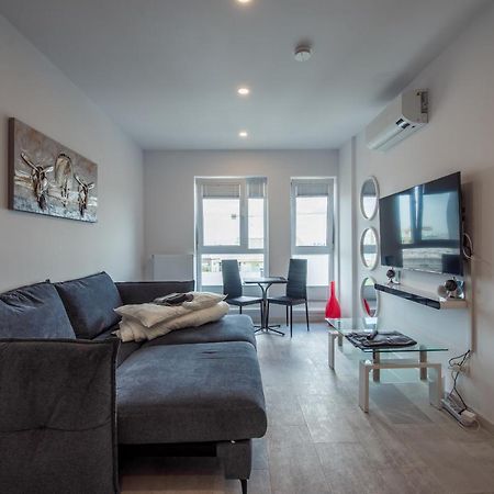 Fancy Penthouse Studio With Lakeview W10 Bukurešť Exteriér fotografie