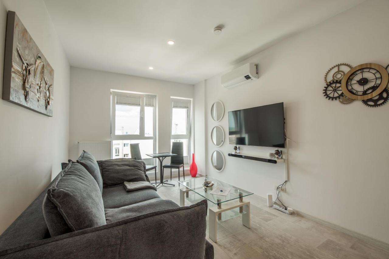 Fancy Penthouse Studio With Lakeview W10 Bukurešť Exteriér fotografie